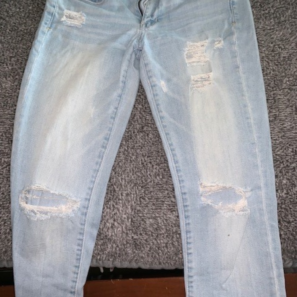 Light washed American Eagle low-rise jeans